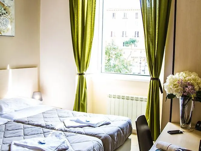 Mosaic Hotel 3*
